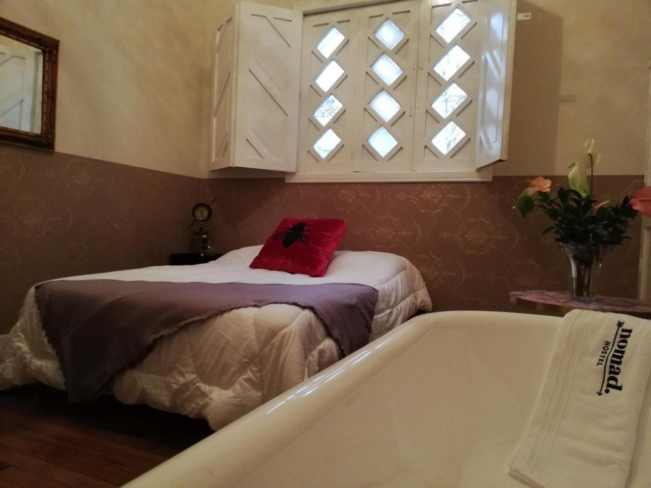 Nomad Hostel Medellín Buitenkant foto